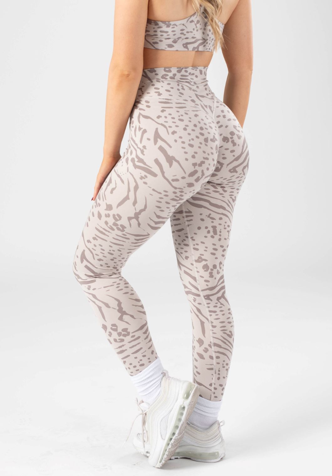 Reluna Crossover Sculptseam Legging Snow Leopard Leggings/Joggers Paragon Fitwear 