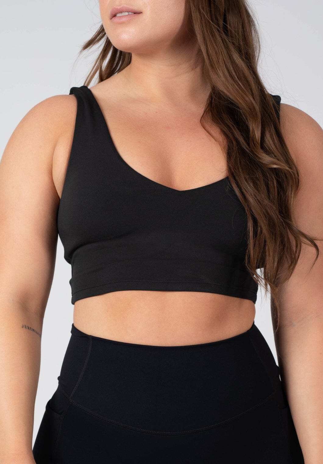 Reluna™ V Brami Black Sports Bras Paragon Fitwear 